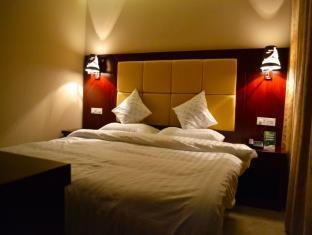 Guilin Jinxiu Xiaoxiang Business Hotel Lingchuan  Exterior photo